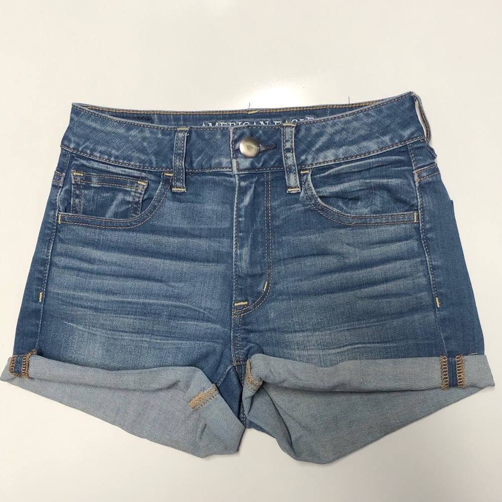 American Eagle Outfitters hi-rise shortie size 2